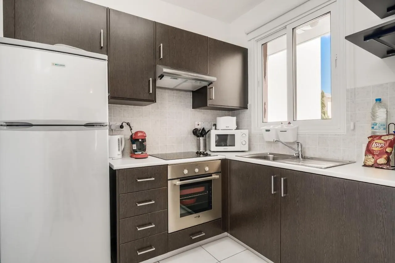 Lovely 2 Bedroom Family Apartment W/ Pool Protaras
