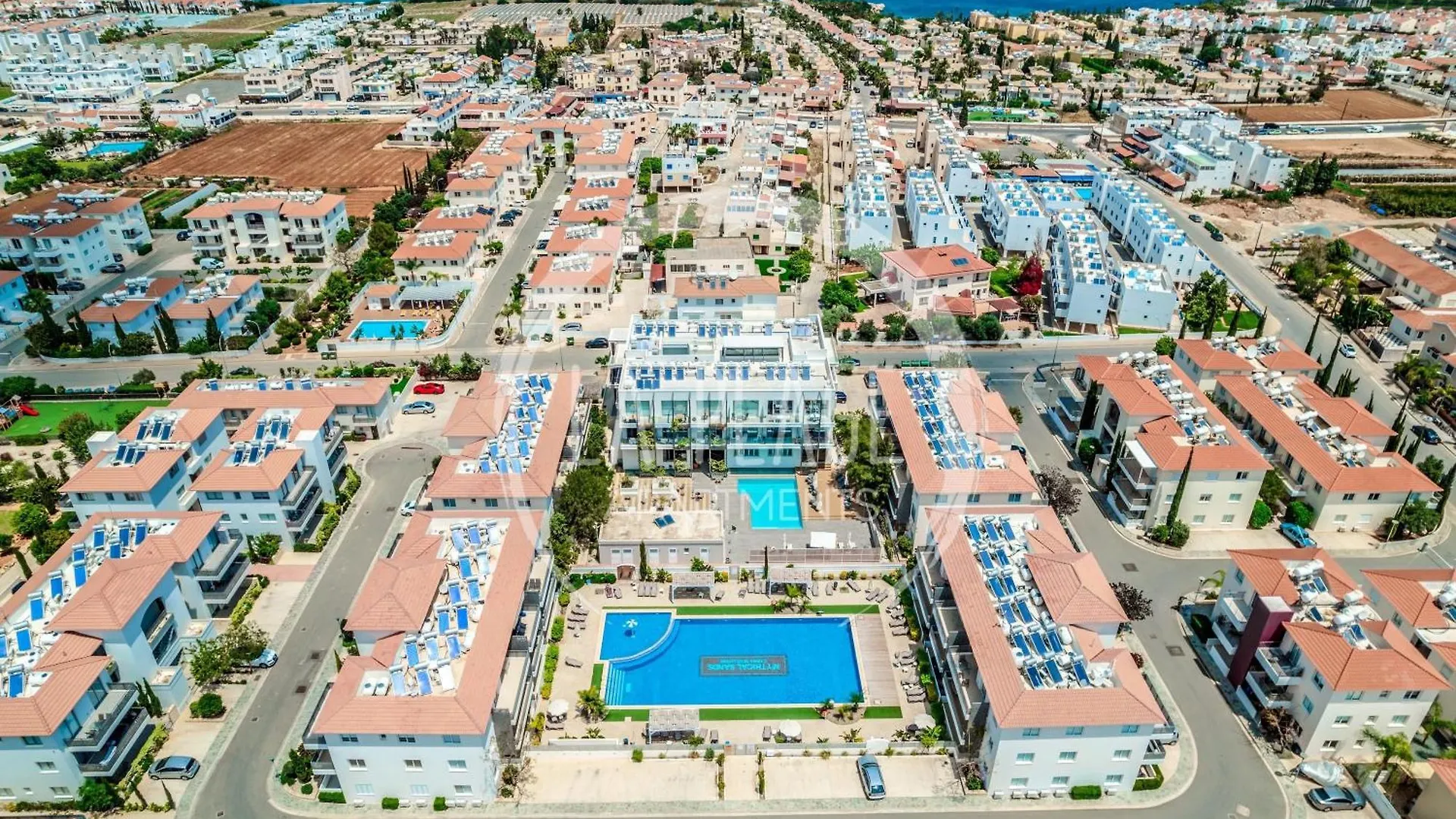 Lovely 2 Bedroom Family Apartment W/ Pool Protaras Chipre